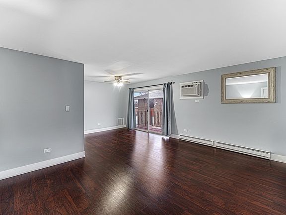 4th image of 15830 Terrace Dr #Ro3