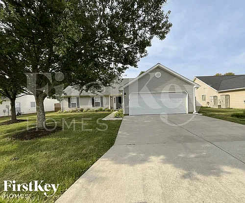 837 Pecan Ridge Cir Photo 1