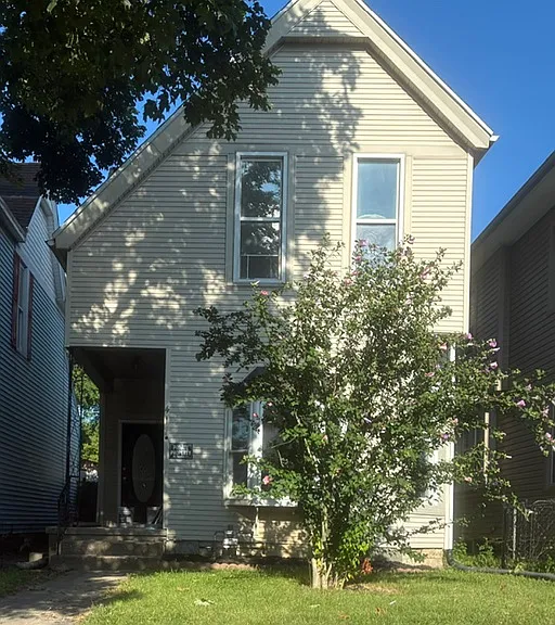 417 S 14th St — Photo 1