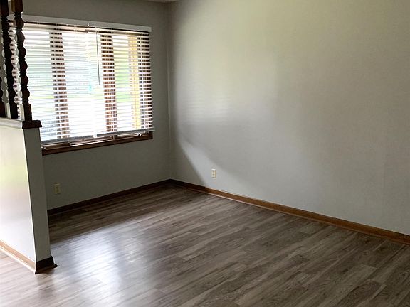 2nd image of 605-615 N Christy St