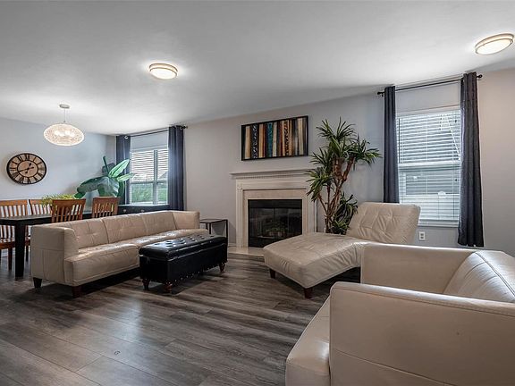 5th image of 168 Autumn Oaks Dr
