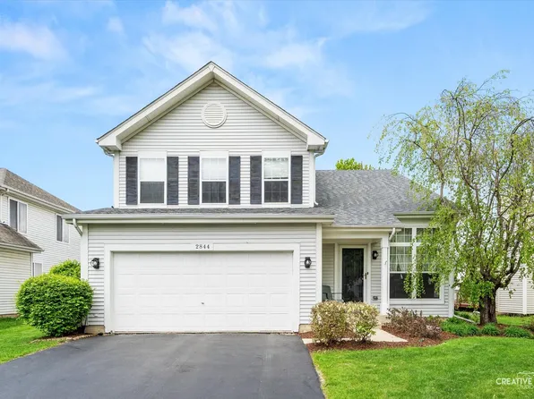 2844 Bluewater Cir, Naperville, IL 60564