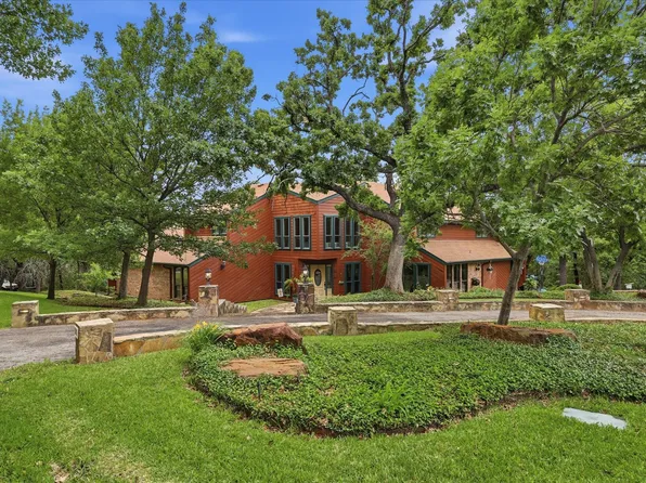 122 Brookdale Dr, Highland Village, TX 75077