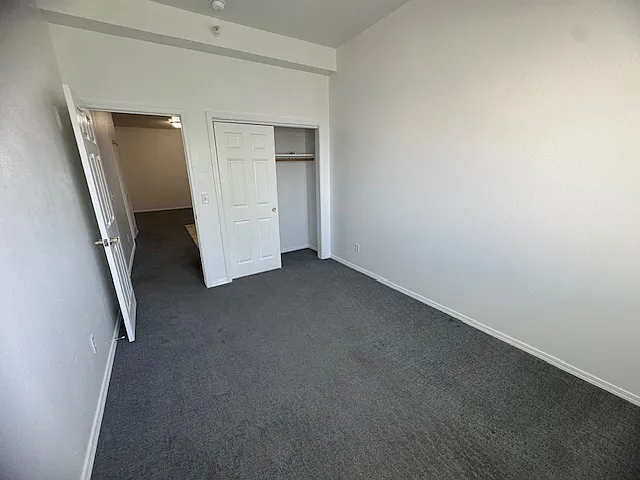 Building Photo - 798 Falls Ave #210