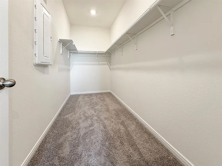 2809 Cordova Hill Dr — Photo 10