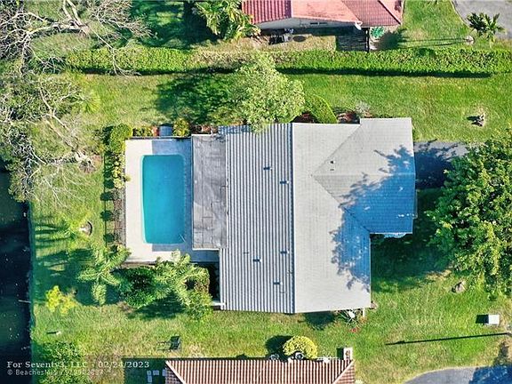 2nd image of 9975 Ramblewood Dr