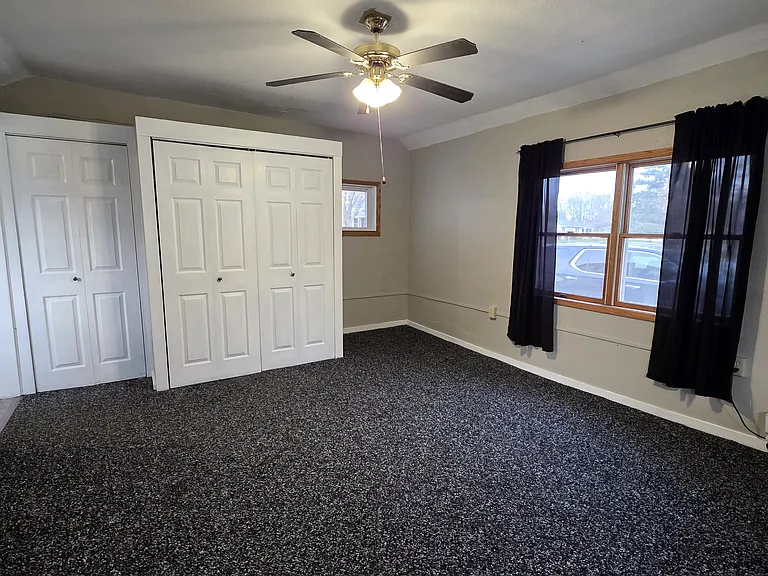 410 W Main St — Photo 13