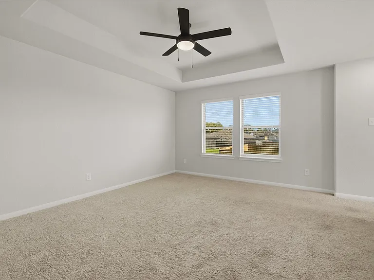 1228 Haverford Ln — Photo 25
