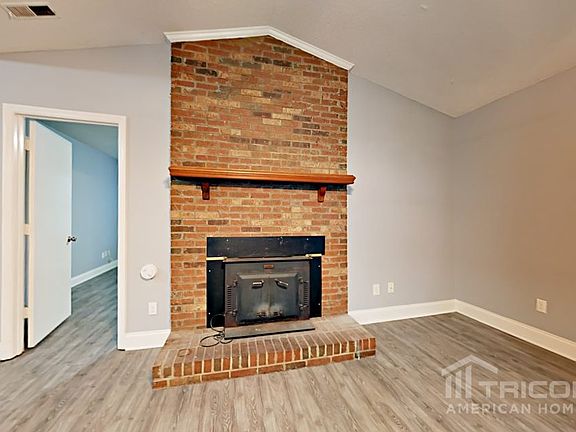 4th image of 8801 Royal Scot Ln