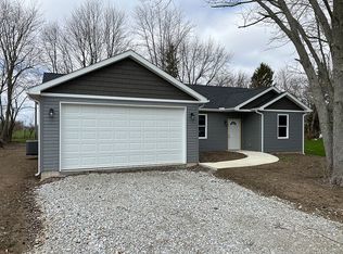 121 Fiord Dr, Eaton, OH 45320