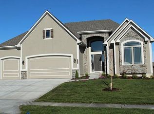 720 S Washington St, Raymore, MO 64083