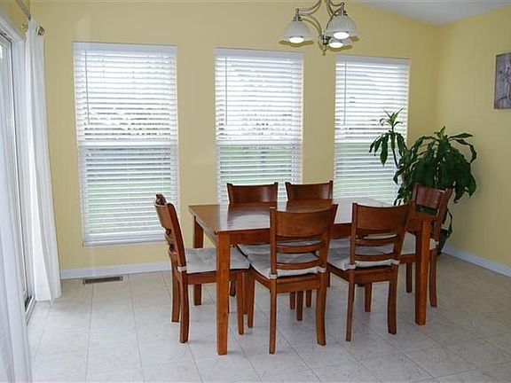 3rd image of 5931 Westfield Ct