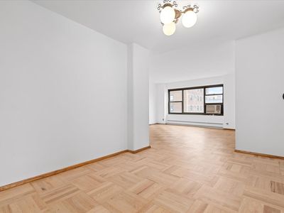 21-50 33rd Road #12AB, Queens, NY, 11106