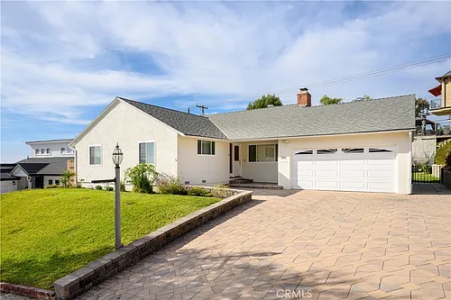 841 Irving Photo 1