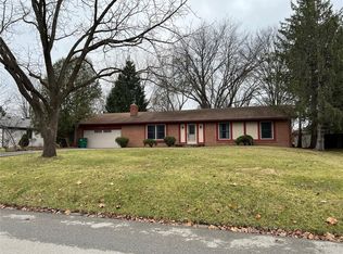 8425 Los Robles Rd, Fishers, IN 46038