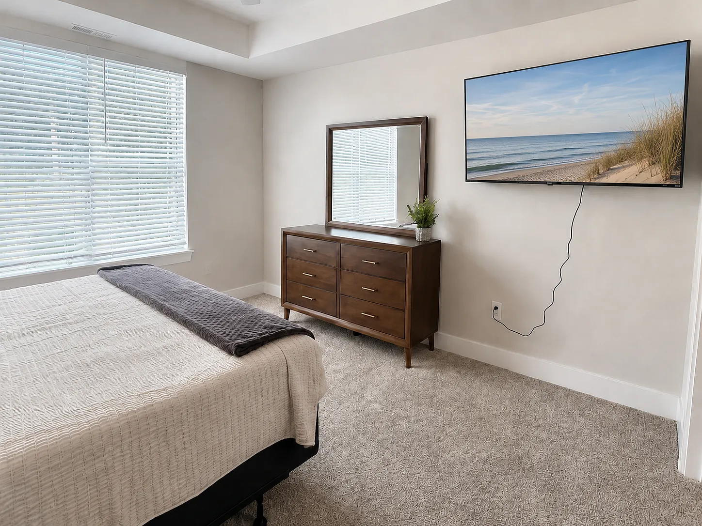 1 bed, $3,000 — Photo 2