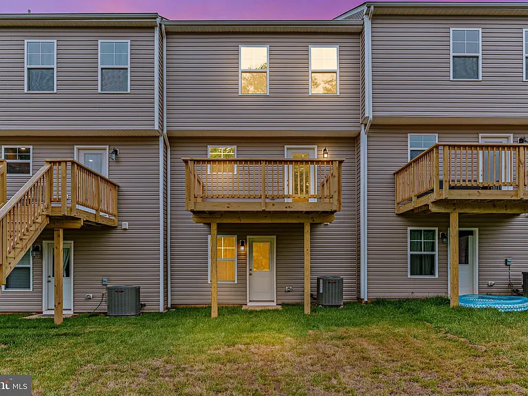 147 Olga Dr — Photo 6