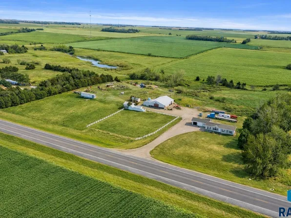 46967 State Highway 46, Beresford, SD 57004