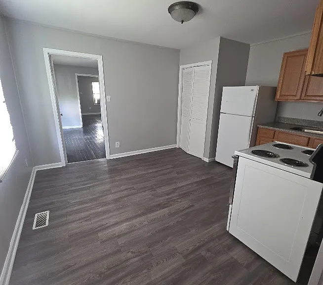 723 Lynn St #723 — Photo 3