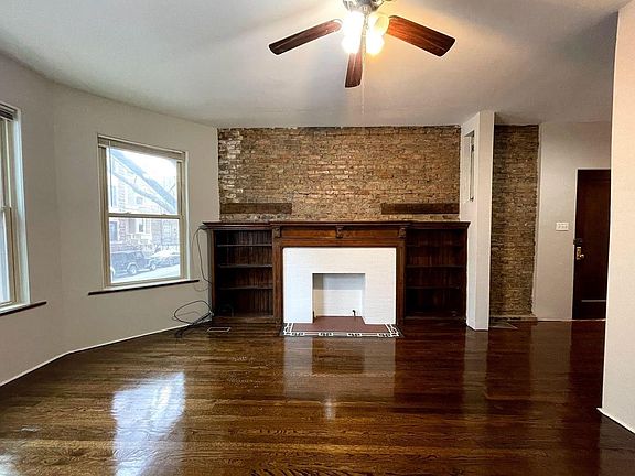 2nd image of 812 W Cuyler Ave #3