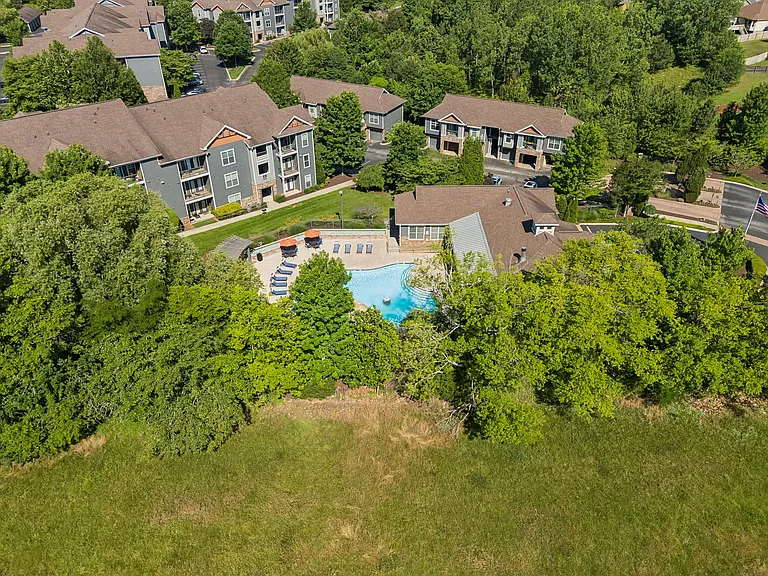 Fountains at Meadow Wood — Photo 28