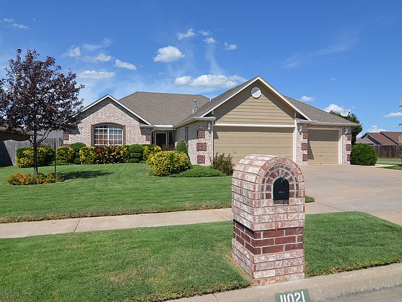Three car garage space