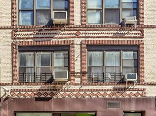 32 Orchard St, New York, NY 10002