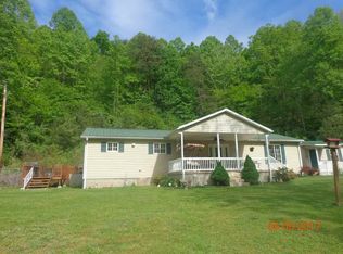 214 Peter Cave Rd, Wayne, WV 25570