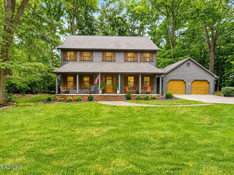 1st image of 629 Glen Willow Dr