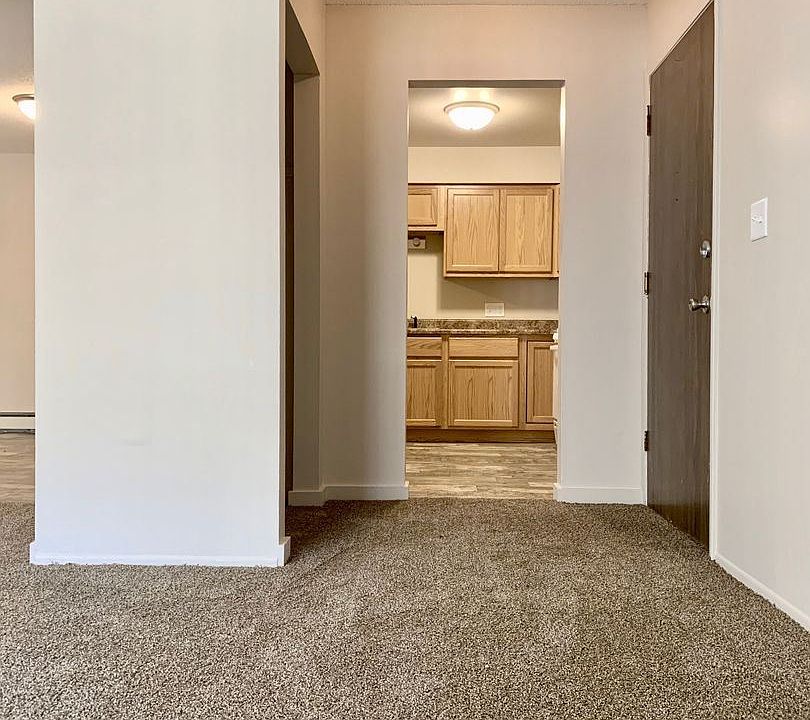 1st image of 648 36th St SW #203