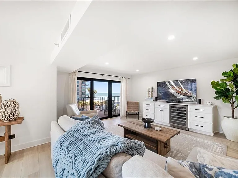 1480 Gulf Blvd #401-A — Photo 5