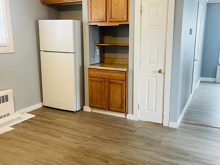 11 Maynard St #1 — Photo 7