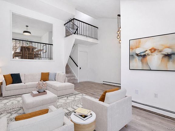 5th image of 18 Spruce Court