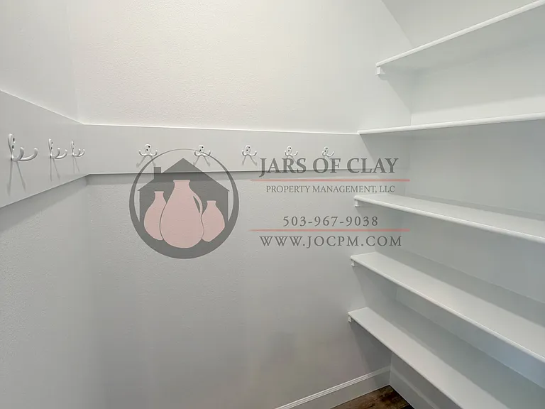 1329 Oppek St NE #1329 — Photo 6