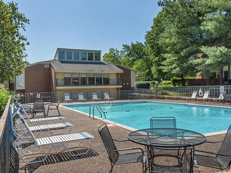 515 Basswood Ave #K110 — Photo 4