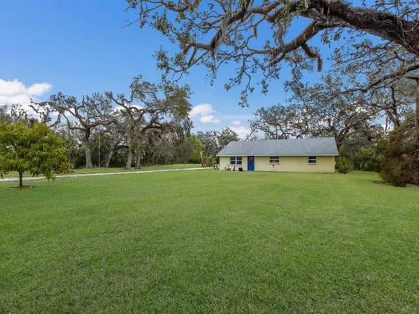 6706 16th Ave E, Palmetto, FL 34221