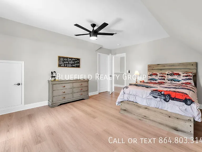 713 Rockcliff St — Photo 27