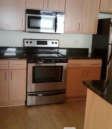 2nd image of 724 E Devonshire Ave Unit 108