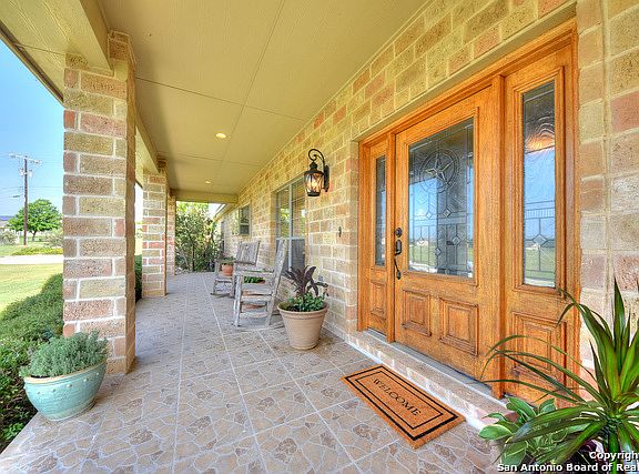 3rd image of 230 Spanish Grant Cir