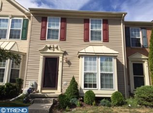 8 Colts Neck Dr, Sicklerville, NJ 08081