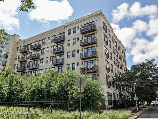 811 W Eastwood Ave APT 202, Chicago, IL 60640