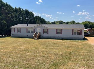 190 Old Mount Hebron Rd, Hartwell, GA 30643