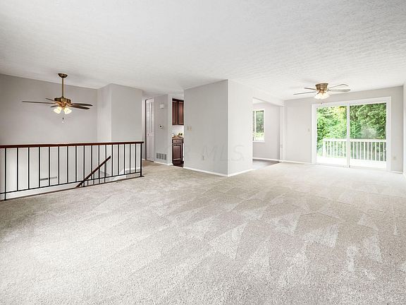 5th image of 6441 Goldfinch Dr