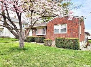 2637 Chestnut St, Quincy, IL 62301