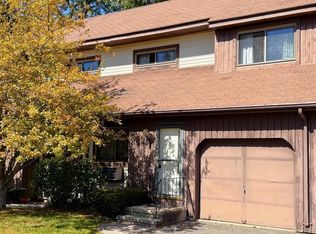 649 Middle Tpke E APT E, Manchester, CT 06040