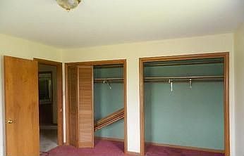 3rd image of 300 East Dr