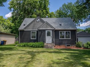 2220 Gardenette Dr S, White Bear Lake, MN 55110