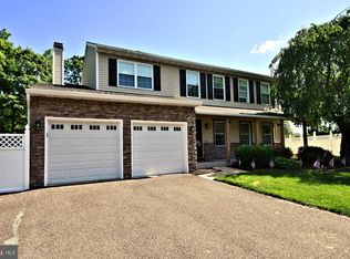 2005 Deer Ridge Dr, Pottstown, PA 19464