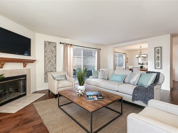 3rd image of 619 N Guadalupe Ave Unit 3