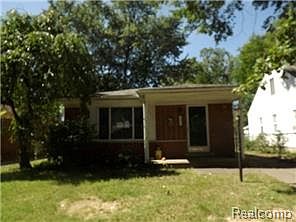 2nd image of 7475 W Parkway St